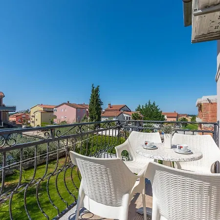 Apartments Morena Novigrad  Exterior photo