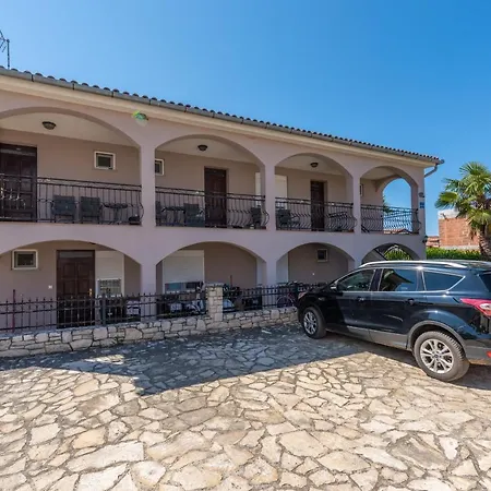 Apartments Morena Novigrad  Exterior photo